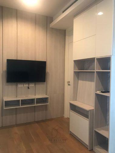 รูป 💎 สัมผัสชีวิตเหนือระดับ! คอนโด The Saint Residences พร้อมเฟอร์นิเจอร์ครบ (DSL835) - รูปที่ 11/11