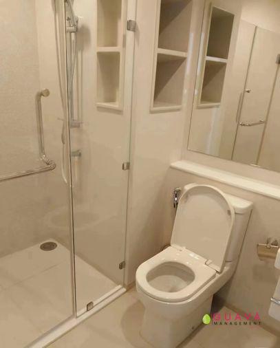 picture 🏢🌿 Condo for Rent at Life Sukhumvit 62 near BTS Skytrain Bang Chak Station 🚆✨ - 4/4