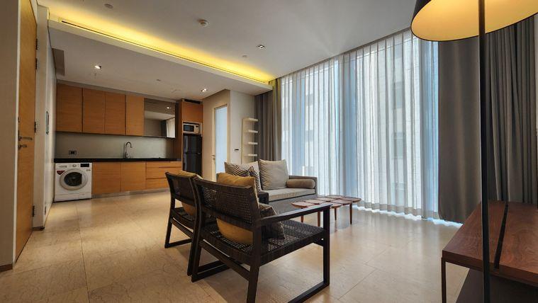 รูป Saladaeng Residences | ห้องกว้างมากหนึ่งนอนไซต์ใหญ่ ตกแต่ง สวยเรียบๆ โล่งๆ เหมาะกับคนมีของเยอะ - รูปที่ 2/6