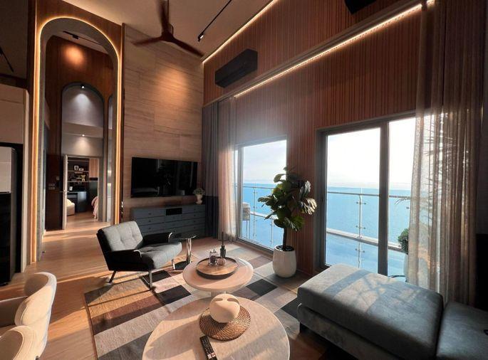 picture For Sale: The most beautifully decorated unit in The Symphony 2 bed 2 bath 122 sqm Double-height ceiling - 3/20