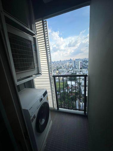 รูป 💎 สัมผัสชีวิตเหนือระดับ! คอนโด The Saint Residences พร้อมเฟอร์นิเจอร์ครบ (DSL1761) - รูปที่ 5/8