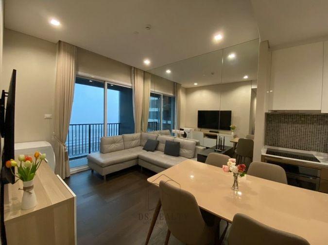 รูป 💎 สัมผัสชีวิตเหนือระดับ! คอนโด The Saint Residences พร้อมเฟอร์นิเจอร์ครบ (DSL1555) - รูปที่ 5/10