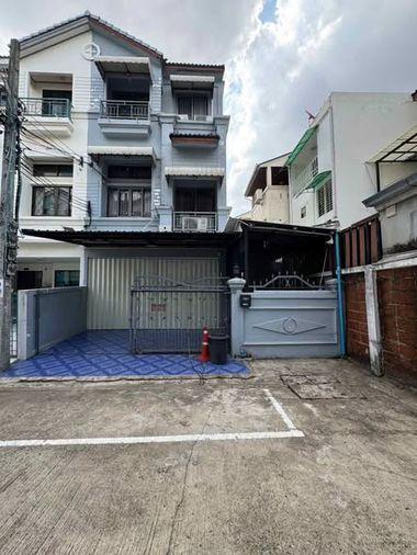 รูป 🔥 ขาย ทาวน์เฮ้าส์ 3 ชั้นราคาสุดคุ้ม ✅ บ้านกลางเมือง รัชดา–เหม่งจ๋าย Baan Klang Muang Ratchada–Mengjai ใกล้ MRT ห้วยขวาง - รูปที่ 1/15