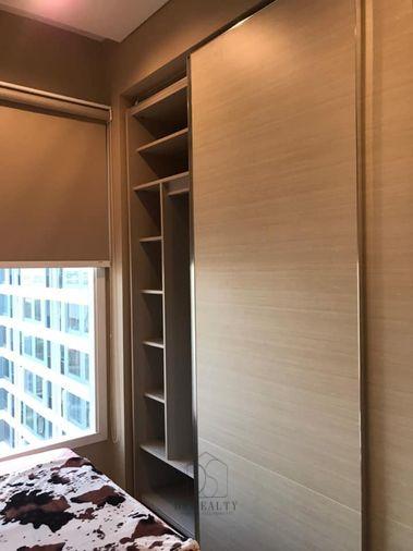 รูป 💎 สัมผัสชีวิตเหนือระดับ! คอนโด The Saint Residences พร้อมเฟอร์นิเจอร์ครบ (DSL835) - รูปที่ 8/11