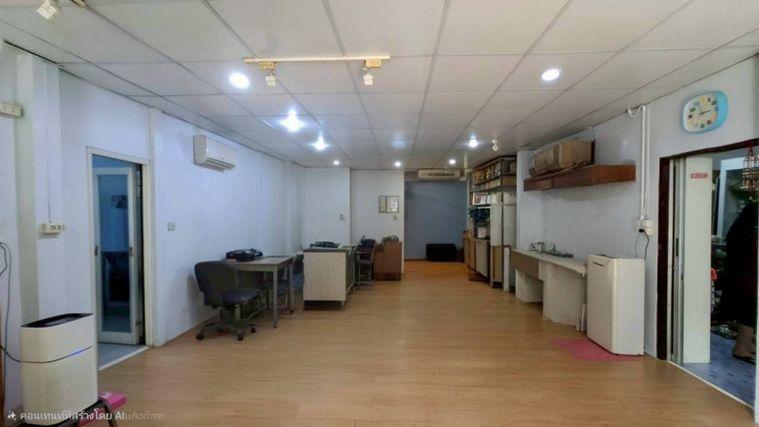 รูป ขาย อาคารพาณิชย์ เหมาะกับ คลินิค เสริมความงาม สำนักงาน บ้านบัวทอง 1 350 ตรม 60 ตรว เดินทางสะดวก ติด MRT คลองบางใผ่. - รูปที่ 3/12