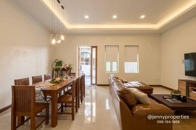 รูป สัมผัสเสน่ห์เหนือกาลเวลา Heritage Home 100 ปี ใจกลางสุรวงศ์! 🏛️ - รูปที่ 3/22