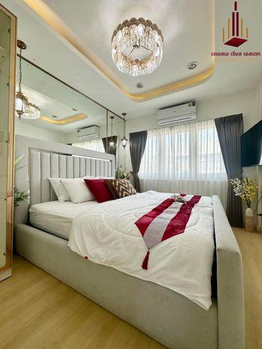 picture ✨ For Rent: Crystal Ville ✨  💰 Only 79,000 THB/month - 6/18