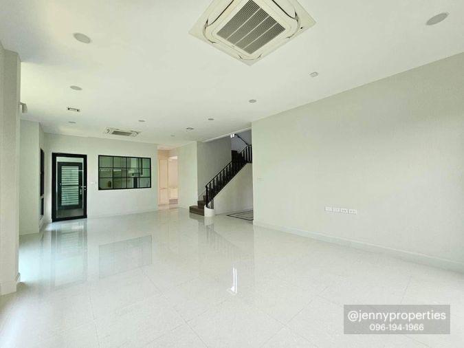 รูป บ้านเดี่ยวหรู 4 นอน | รองรับ Expat | เลี้ยงสัตว์ได้ - รูปที่ 8/33