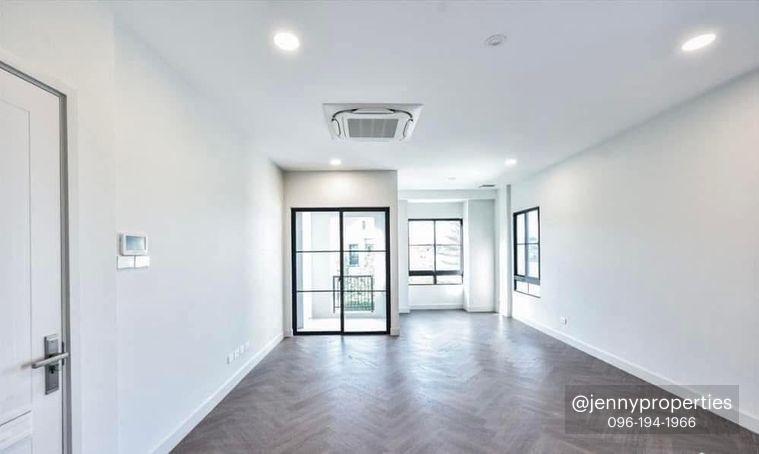 รูป บ้านเดี่ยวหรู 4 นอน | รองรับ Expat | เลี้ยงสัตว์ได้ - รูปที่ 22/33