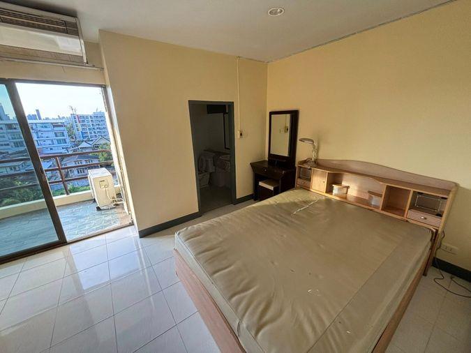 รูป 🔥ขายคอนโด เดอะ ลิฟวิ่ง คอนโด สุขุมวิท 64 The Living Condo Sukhumvit 64 ใกล้ BTS ปุณณวิถี เพียง 800 เมตร - รูปที่ 1/8