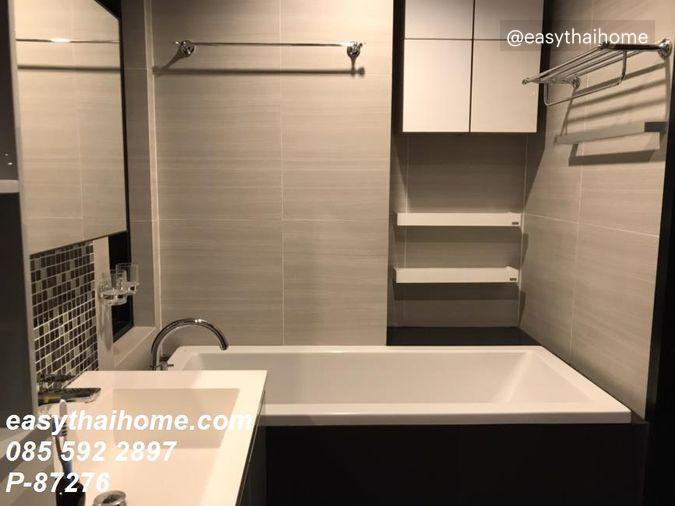 picture P-87276 — Luxury River View Condo for Sale at Chewathai Residence Bang Pho. 45 sqm. Price 5.69 Million THB. Tel 085-592-2897 Line: @easythaihome - 8/10