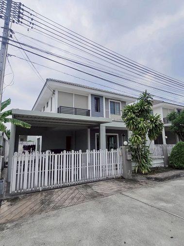 รูป บ้านเดี่ยวหลังใหญ่ ศรีราชา ชลบุรี โครงการไลฟ์ อิน เดอะ การ์เด้น - รูปที่ 1/19