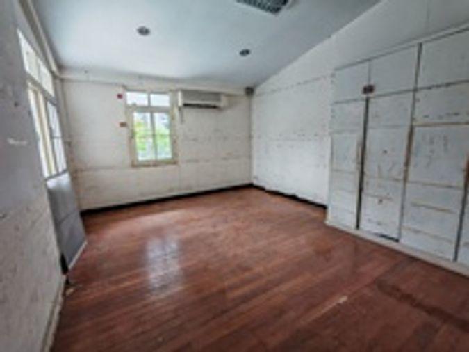รูป เช่าบ้าน ซอยสุขุมวิท 12 พื้นที่ใช้สอยเยอะ  - รูปที่ 20/28