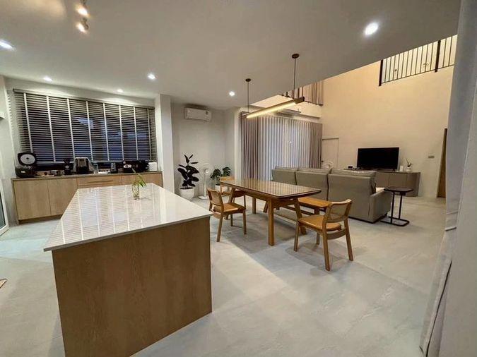 รูป บ้านหรูระดับ Luxury พัทยา ทำเลทอง พรประภานิมิตร ร่วมสุข 11 - รูปที่ 3/19