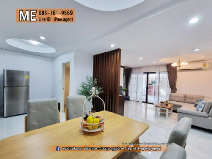 รูป ขาย📌 ทาวน์โฮม พฤกษาวิลล์ 57 พัฒนาการ 32 ตกแต่งหรู โรงจอดรถกว้าง เฟอร์นิเจอร์ครบ เดินทางสะดวก ใกล้ Airport Link หัวหมาก โทร 064-954-9619 (TB64-22) - รูปที่ 4/27