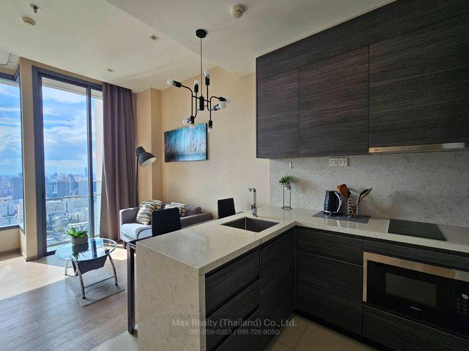 รูป For rent : The Esse Asoke Beautiful decor unit with Stunning City View 1BR - รูปที่ 7/11