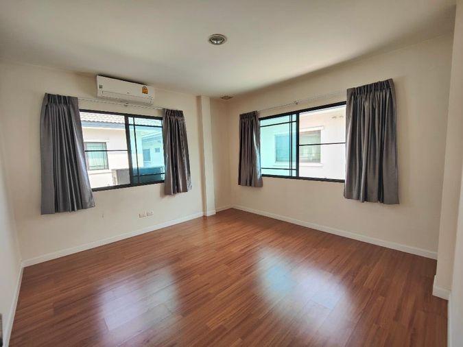 รูป 🏡#MT2405_226🏡💥ด่วน💥ว่าง 1มิ.ย 69  รีบคลิก ก่อนหลุดมือ‼️ 𝗙𝗼𝗿 𝗥𝗲𝗻𝘁 6️⃣0️⃣k.🔥🔥โครงการ   มัณฑนาเลควัชรพล  - รูปที่ 13/18