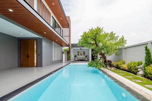 รูป 🔥ขายบ้านเดี่ยวหรู ดีไซน์โมเดิร์น✅ เรสต้า วิลล่า มาบประชัน RESTA VILLA MABPRACHAN ใกล้อ่างเก็บน้ำมาบประชัน - รูปที่ 18/18