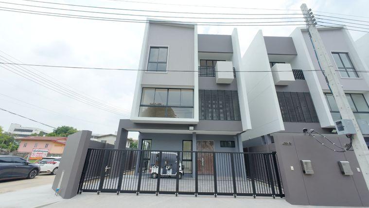 รูป Feel Town Lat Phrao101 บ้านเดี่ยว3ชั้น ตั้งอยู่บนทำเลศักยภาพ เดินทางเข้าออกสะดวก ใกล้รถไฟฟ้า - รูปที่ 2/26