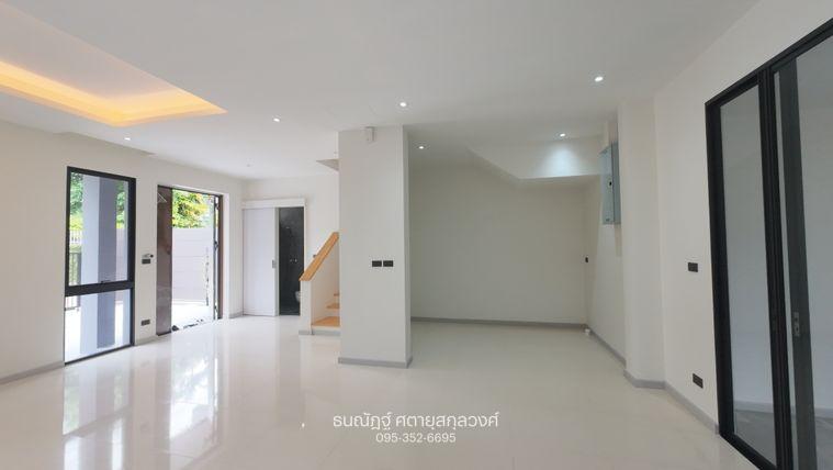 รูป Feel Town Lat Phrao101 บ้านเดี่ยว3ชั้น ตั้งอยู่บนทำเลศักยภาพ เดินทางเข้าออกสะดวก ใกล้รถไฟฟ้า - รูปที่ 6/26