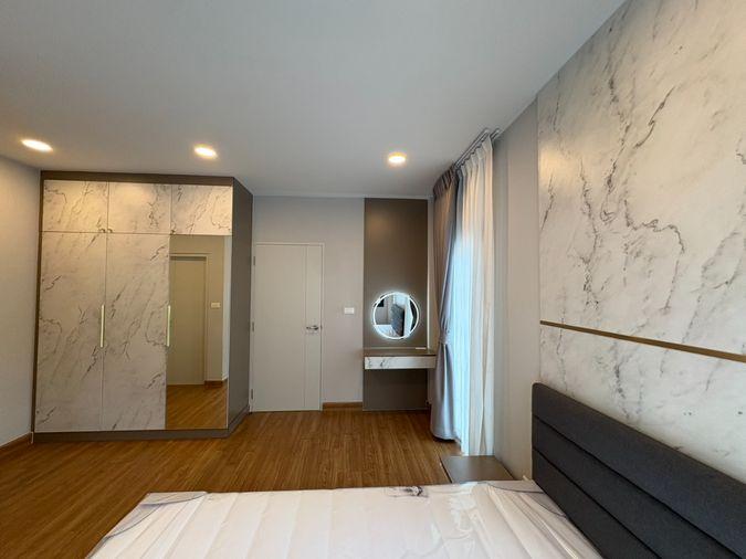 picture 🏙️ House for Rent - Centro Bangna | 4 Bedrooms 303 Sq.m. - 8/16