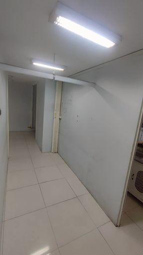 picture Silom plaza main road space for rent in Silom Narathiwat near bts Chong Nonsi    2 bathrooms  - 5/9