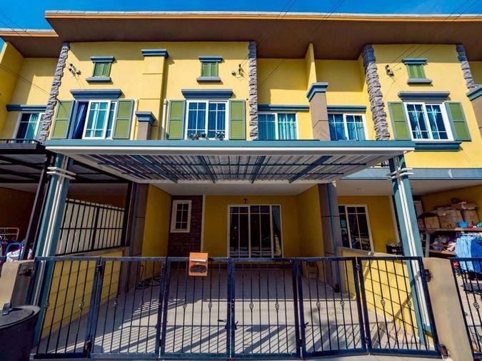 picture Two-story townhome for sale in Golden Town Sriracha-Assumption, Chonburi. - 2/12