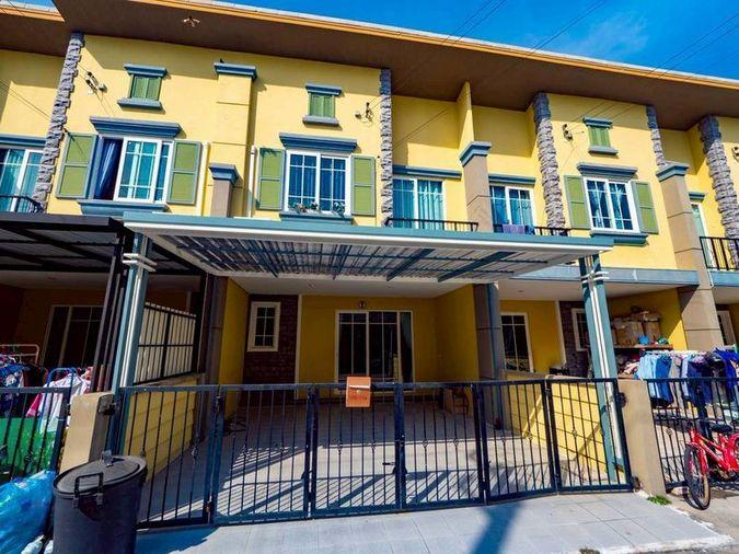 picture Two-story townhome for sale in Golden Town Sriracha-Assumption, Chonburi. - 1/12