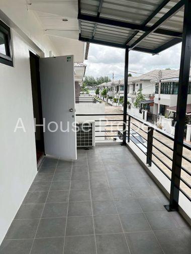 picture Single house for rent in The Complete Village, Sriracha, Chonburi. move in Ready - 5/10