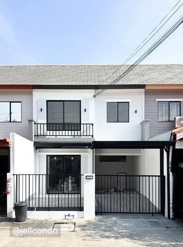 รูป ขายทาวน์เฮ้าส์ 2 ชั้น บ้านพฤกษา 61 ซอยเพชรเกษม 63 รีโนเวทใหม่ทั้งหลัง - รูปที่ 1/13