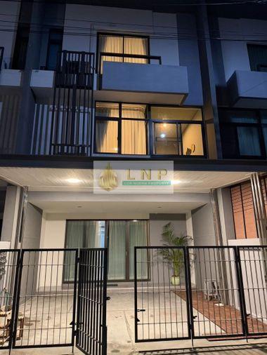 รูป 🏠 ให้เช่าบ้าน : PLEX Residence Nawamin 111 (เพล็กซ์ เรสซิเดนซ์ นวมินทร์ 111) รหัสทรัพย์ | 📌LNP-H1023 - รูปที่ 1/9