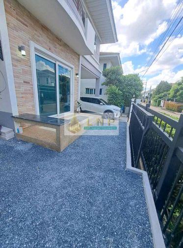 รูป 🏠 ขายบ้าน : Supalai Garden Ville New Krung Thep Kritha - Motorway (ศุภาลัย การ์เด้นวิลล์ กรุงเทพกรีฑาตัดใหม่ - มอเตอร์เวย์) รหัสทรัพย์ | 📌LNP-H1022 - รูปที่ 2/22