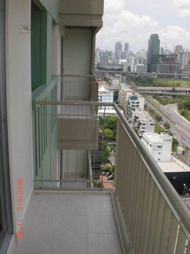 รูป ขายด่วน ✨ Lumpini Place Rama 9 - Ratchada ✨ วิวเมืองสวย เฟอร์นิเจอร์ครบ พร้อมอยู่ ใกล้ MRT พระราม 9 - รูปที่ 10/11