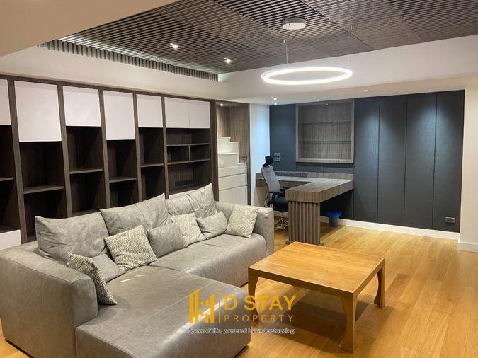รูป ขาย Royal Castle Sukhumvit ห้องสวย ราคาดีมาก ตกแต่งเฟอร์ครบ DS3063 | Line @Dstay - รูปที่ 1/18