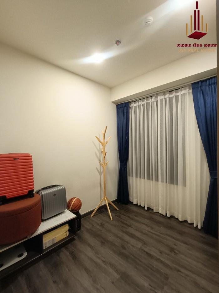 picture ✨ For Rent: Centric Ratchayothin Condo ✨  💰 Only 35,000 THB/month - 5/7