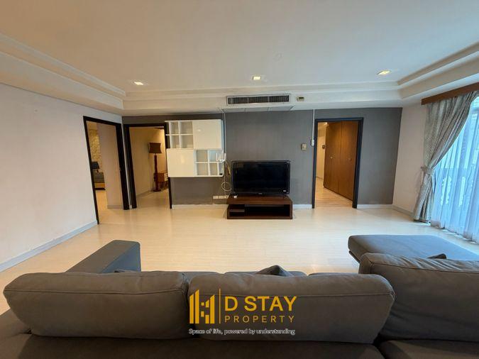 รูป ให้เช่า Royal Castle Sukhumvit 39 ห้องสวย ราคาดีมาก ตกแต่งเฟอร์ครบ DS2883 | Line @Dstay - รูปที่ 4/20