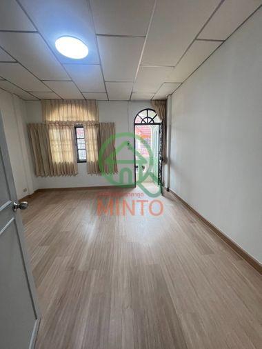 รูป รีโนเวทใหม่เอี่ยมเหมือนมือหนึ่ง! 🏡 ทาวน์เฮาส์ เสนาวิลล่า คู้บอน 27 บ้านสวยน่าอยู่ ทำเลดี ของกินเพียบ เพียง 10,000.- ✨ - รูปที่ 15/32