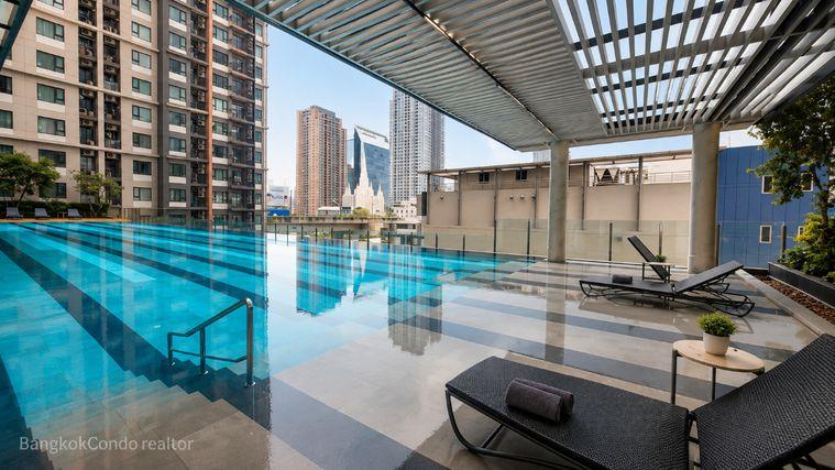 picture 🌸✨ Special Deal For Rent 📍 Life Asoke (Line: @rent2022) | Near BTS Asoke    ✨ Luxury condominium | Ready to move in! ✨   📌 Ref Code: A08388 - 9/12