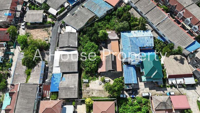picture Beautiful land for sale with existing structures, Soi Khao Taeng On – Huai Yai Phrom 22. - 18/20