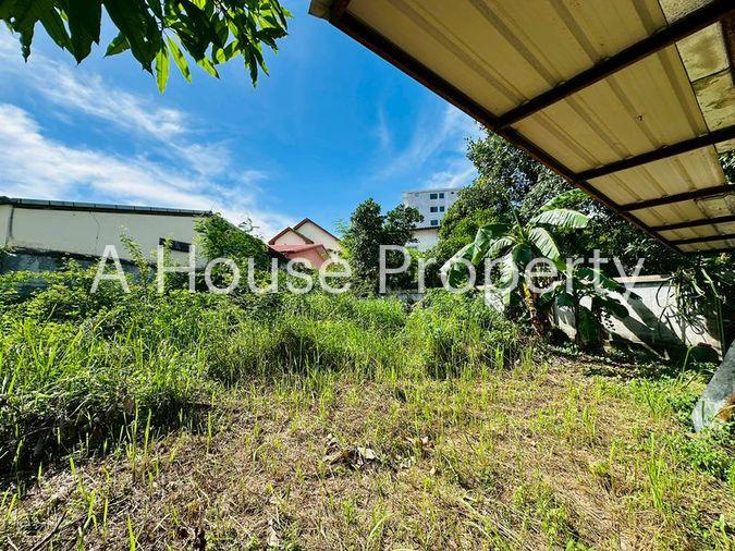 picture Beautiful land for sale with existing structures, Soi Khao Taeng On – Huai Yai Phrom 22. - 8/20