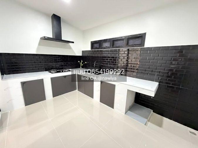 รูป saturnplace160526 ทาวน์โฮม2ชั้น รีโนเวทใหม่พร้อมเข้าอยู่ ทำเลดีมาก เซ็นทรัลอีสวิลล์ 10นาที พิเศษแถมแอร์ 3เครื่อง‼️ 📍หมู่บ้านเลิศอุบล โชคชัย4 - รูปที่ 5/11