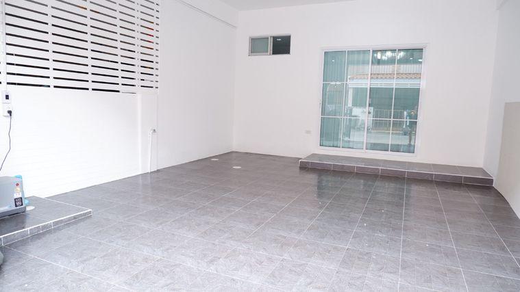 picture P'Ple170626  The First Home lumlukka3 - 2/11