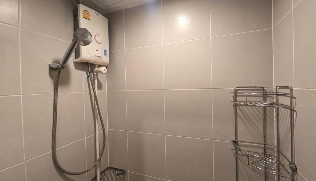 รูป P-1534💰ห้องเดิม ราคาคุ้ม ลุมพินี ประชาชื่น-พงษ์เพชร 2 💰เพียง 1.4 ล้าน 💰ห้อง 26.00 ตรม. //0659174222// - รูปที่ 10/11