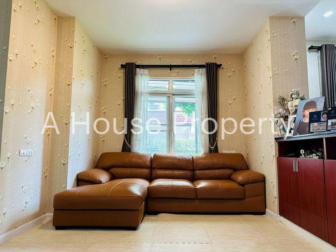 picture Luxury detached house for sale at The Boulevard Sriracha. Beautiful house,move in Ready - 8/20