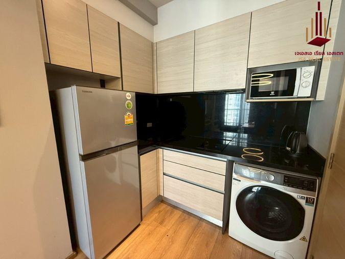 picture ✨ For Sale: Park Origin Phrom Phong Condo ✨  💰 Only 6,600,000 THB - 4/10