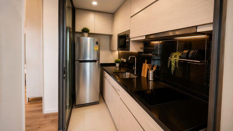 picture 🚆🌹 Prime Condo Location For Rent 📍 The Room Sukhumvit 40 (Line: @rent2022) | Prime Sukhumvit Location    ✨ Ready to move in! ✨   📌 Code: A05022 - 6/10