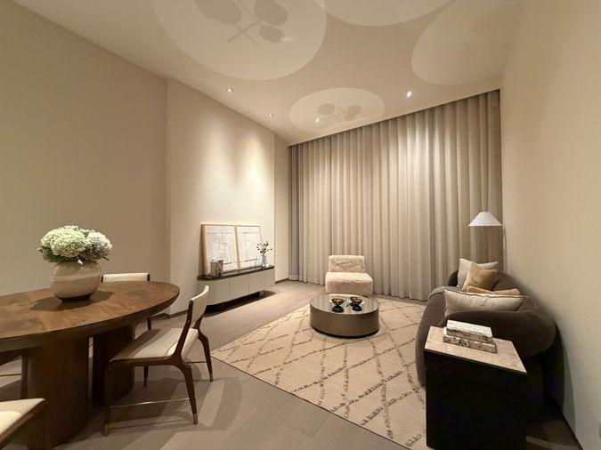 รูป SCOPE Langsuan ราคาโครงการ  1 ห้องนอน ตกแต่งครบพร้อมเข้าอยู่ ด้วยเฟอร์นิเจอร์ OLIVIA LIVING - รูปที่ 2/9