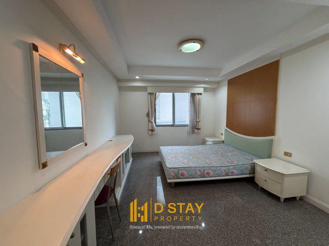 รูป ขาย Royal Castle Sukhumvit 39 ห้องสวย พื้นที่เยอะ ราคาดีมาก ตกแต่งครบพร้อมเข้าอยู่ DS3087 | Line @Dstay - รูปที่ 13/20