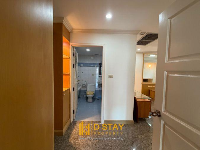 รูป ขาย Royal Castle Sukhumvit 39 ห้องสวย พื้นที่เยอะ ราคาดีมาก ตกแต่งครบพร้อมเข้าอยู่ DS3087 | Line @Dstay - รูปที่ 17/20