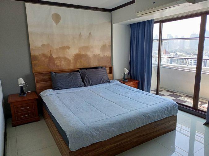 รูป P-150560 — ขายด่วนคอนโดไซส์ใหญ่พิเศษ! Omni Tower Sukhumvit Nana 3 นอน ชั้น 16 ใกล้ BTS นานา ราคา 7 ล้านบาท โทร 085-592-2897 Line: @easythaihome - รูปที่ 1/16